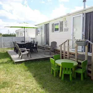 luxe-vakantiechalet-met-omheinde-tuin-bredene-6pers.hotelsghent.com/