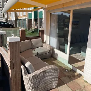 Strandzicht Boulevard Apartment